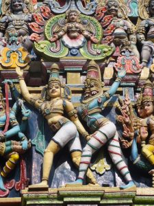 Sculptures sur un temple de Madurai en Inde par Anne-Marie Louvet photographe